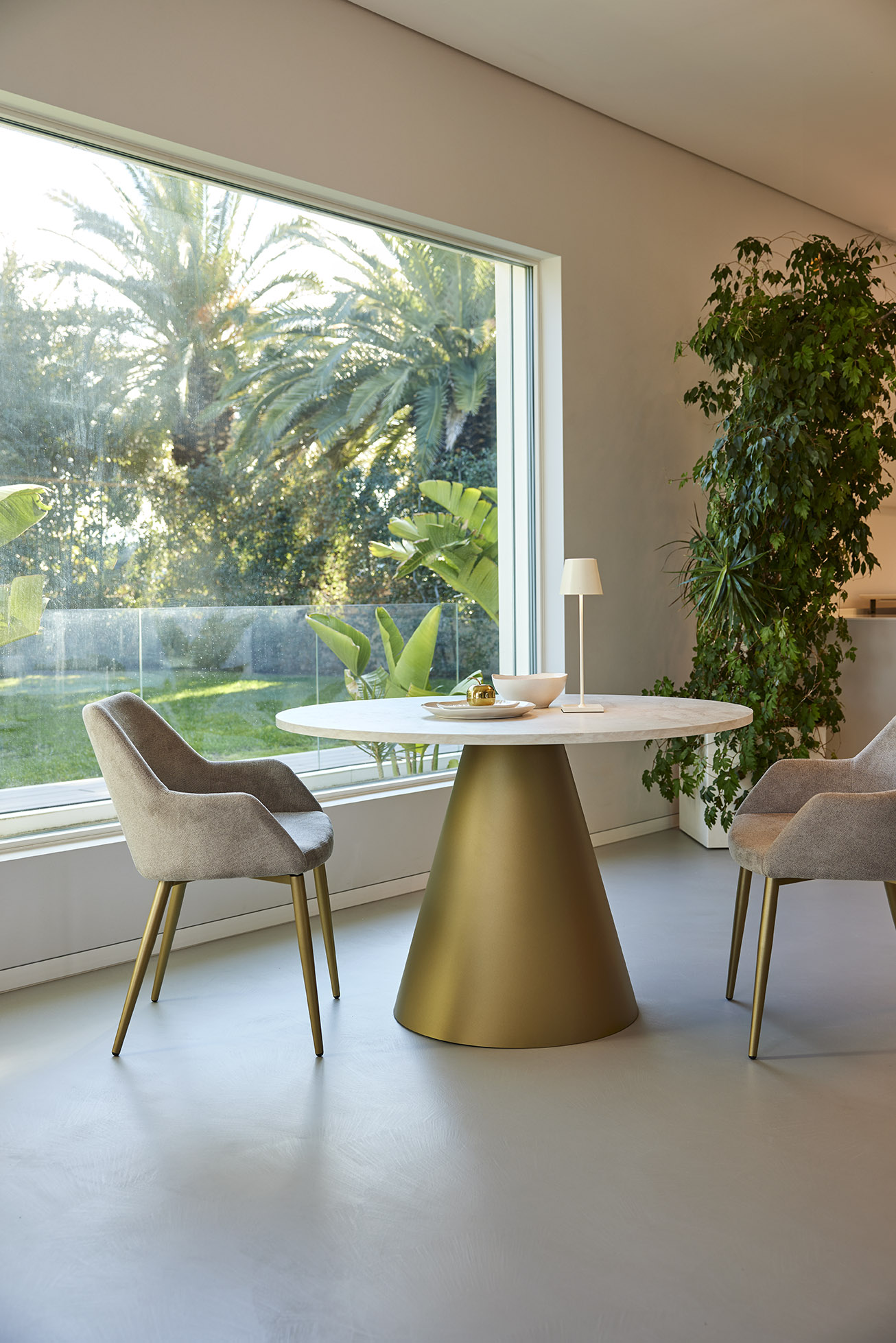 tavolo mod. Globe - Friulsedie