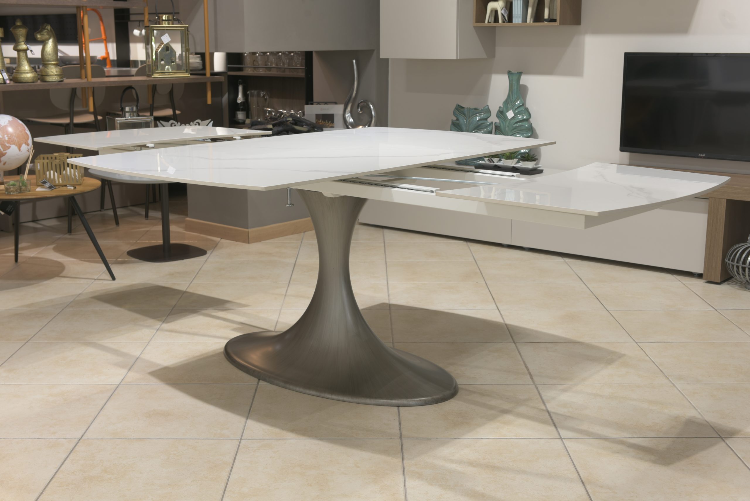 Tavolo Vortice con basamento Calice extra sconto irripetibile - immagine 9